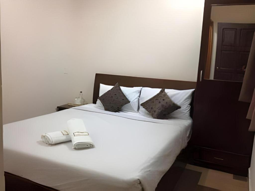 Oyo 90936 Hotel Manjoi Inn Ipoh Luaran gambar